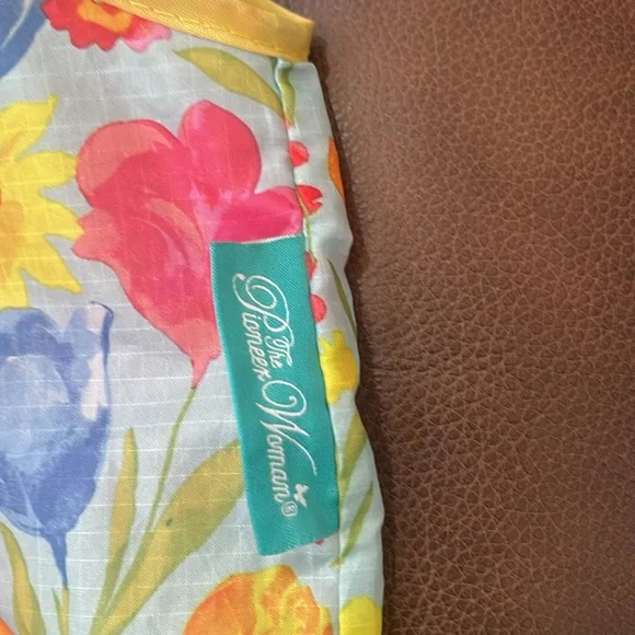 The Pioneer Woman Floral Shopping Bag - Multicolor - Picture 5 of 7